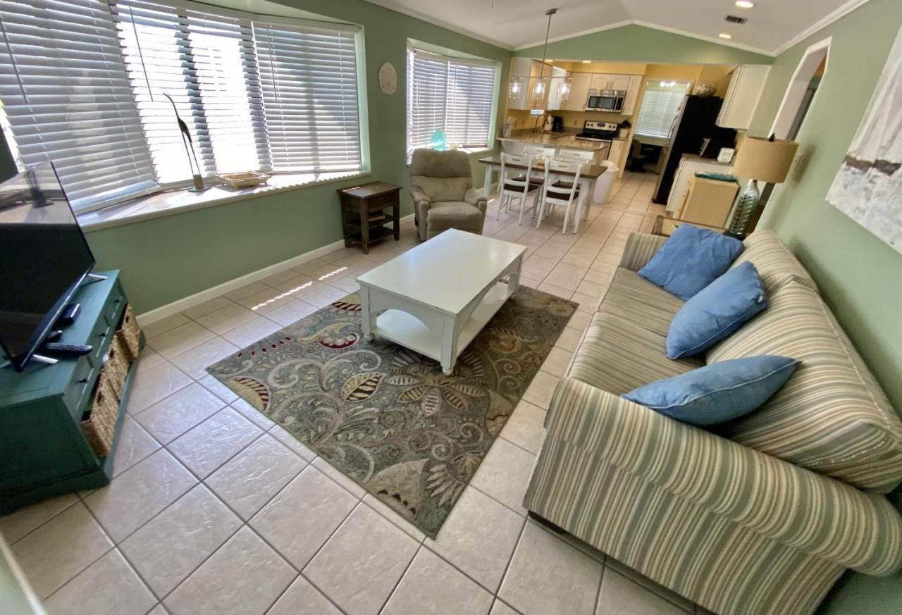 Venture Out 400 N Marlin Dr Comes With Golf Cart * Panama City Beach